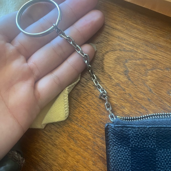 Louis Vuitton Darmier Black key coin pouch - Picture 7 of 15